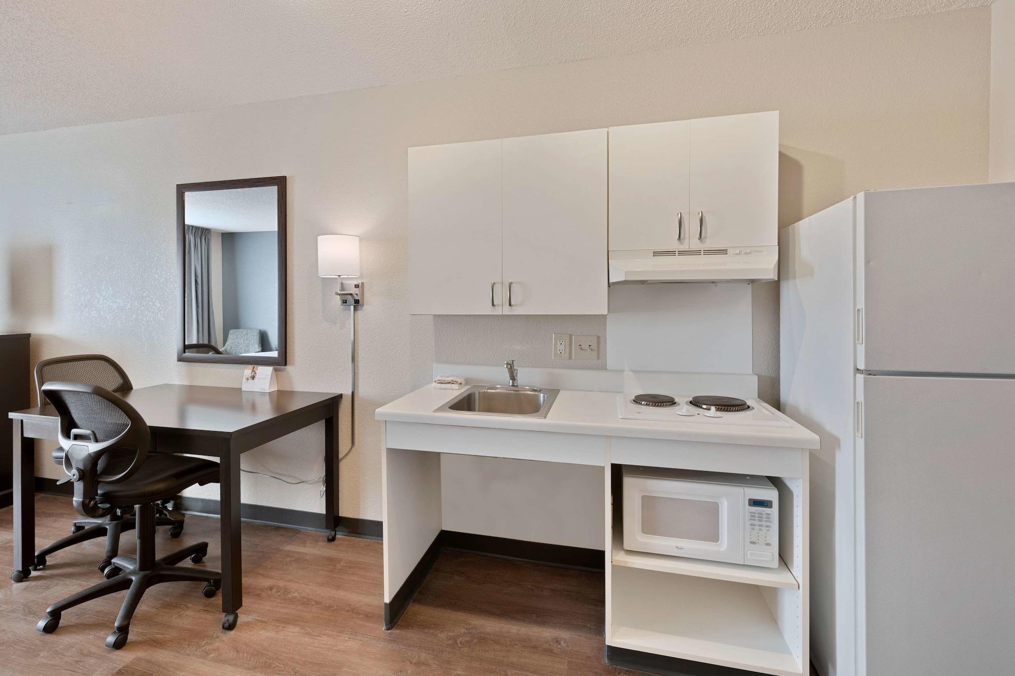 Extended Stay America Select Suites - Charlotte - Tyvola Rd Ngoại thất bức ảnh