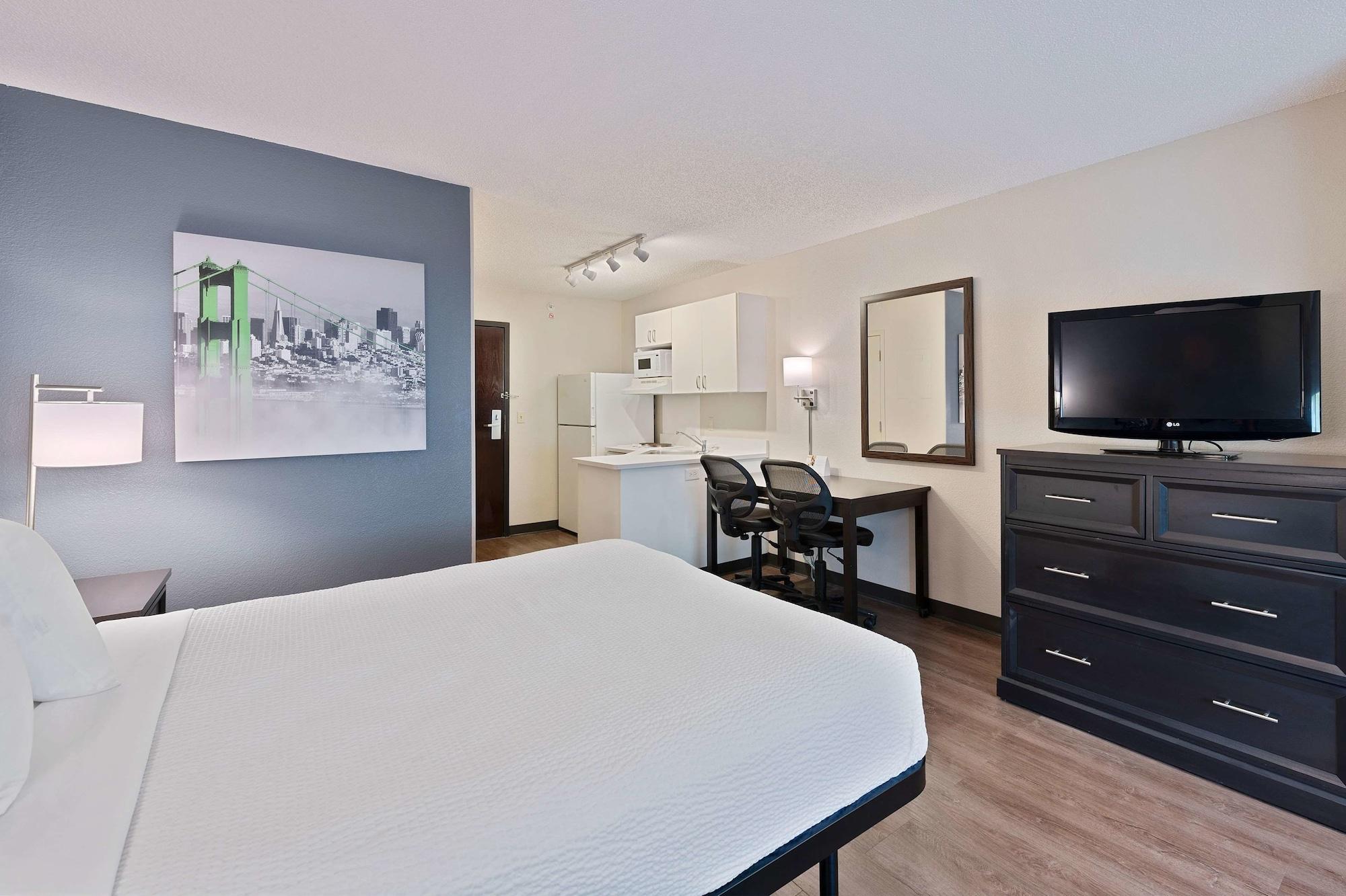Extended Stay America Select Suites - Charlotte - Tyvola Rd Ngoại thất bức ảnh