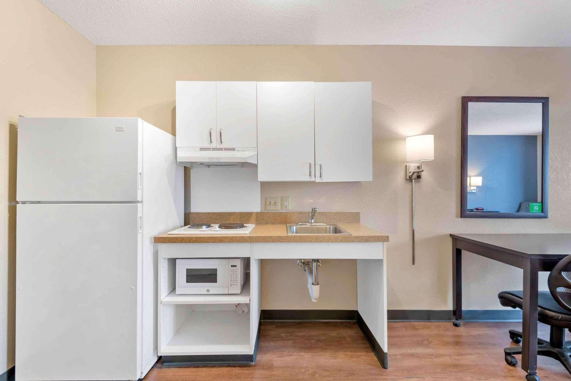Extended Stay America Select Suites - Charlotte - Tyvola Rd Ngoại thất bức ảnh